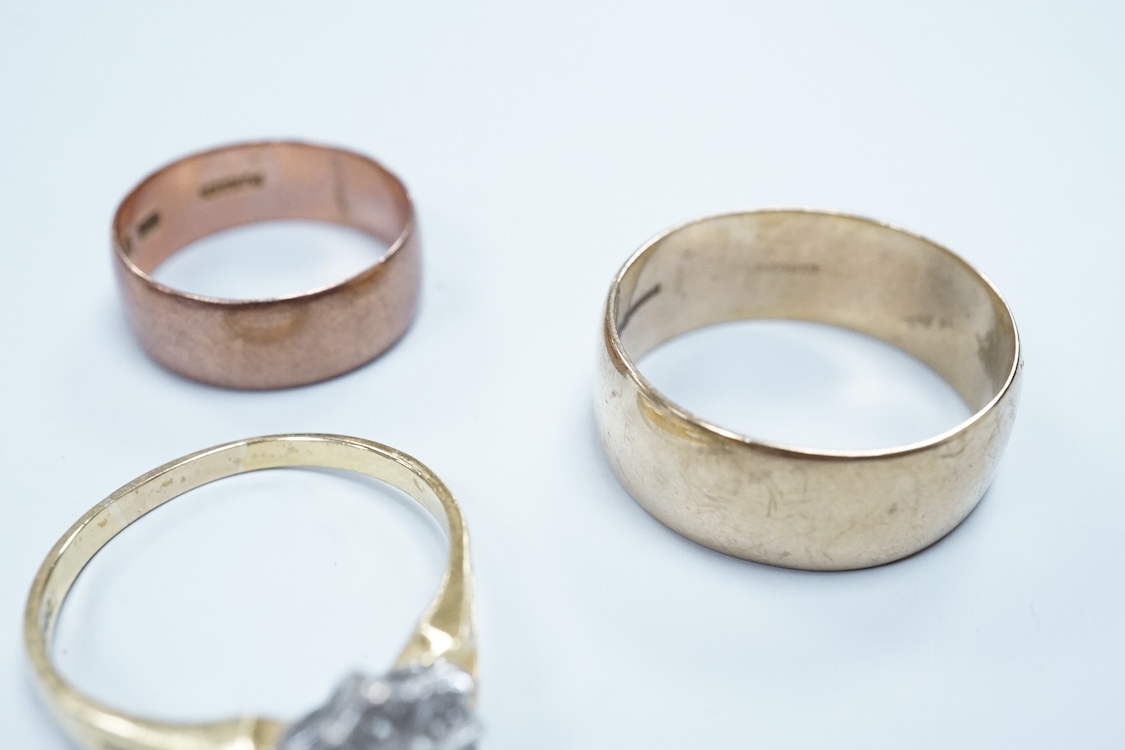 A 1970's 9ct gold wedding band, size W, a George V 9ct rose gold wedding band, 9.3 grams, a 1970's 18ct gold sapphire and diamond cluster ring, gross weight 4 grams, a modern silver mounted photograph frame, a modern sil